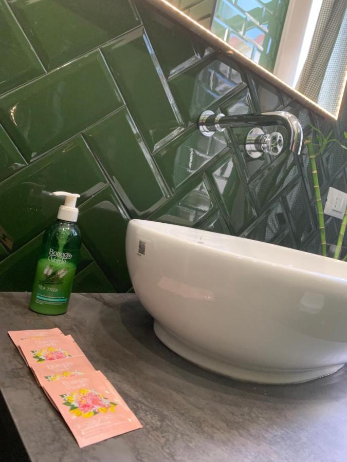 לינה וארוחת בוקר נאפולי Sogno Botanico מראה חיצוני תמונה